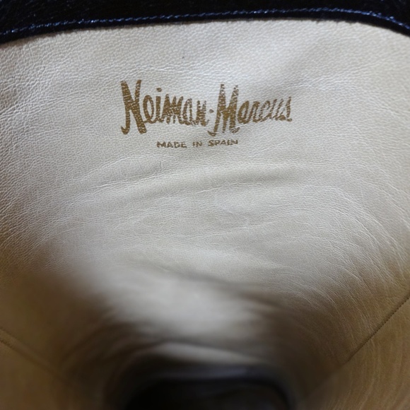 NEIMAN MARCUS Black High Heeled Boots Size 9 - Picture 8 of 8